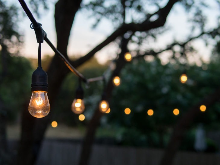 Led prikkabel Lichtsnoer - 30 lampen - 30 meter - IP65 Waterdicht - 12 Volt Led prikkabel Lichtsnoer - 30 lampen - 30 meter - IP65 Waterdicht - 12 Volt
